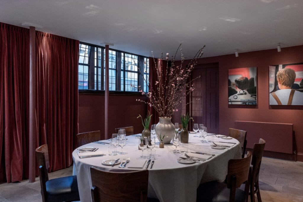 2016 - Quod Restaurant & Bar - Oxford - Red Room Private Dining Flowers