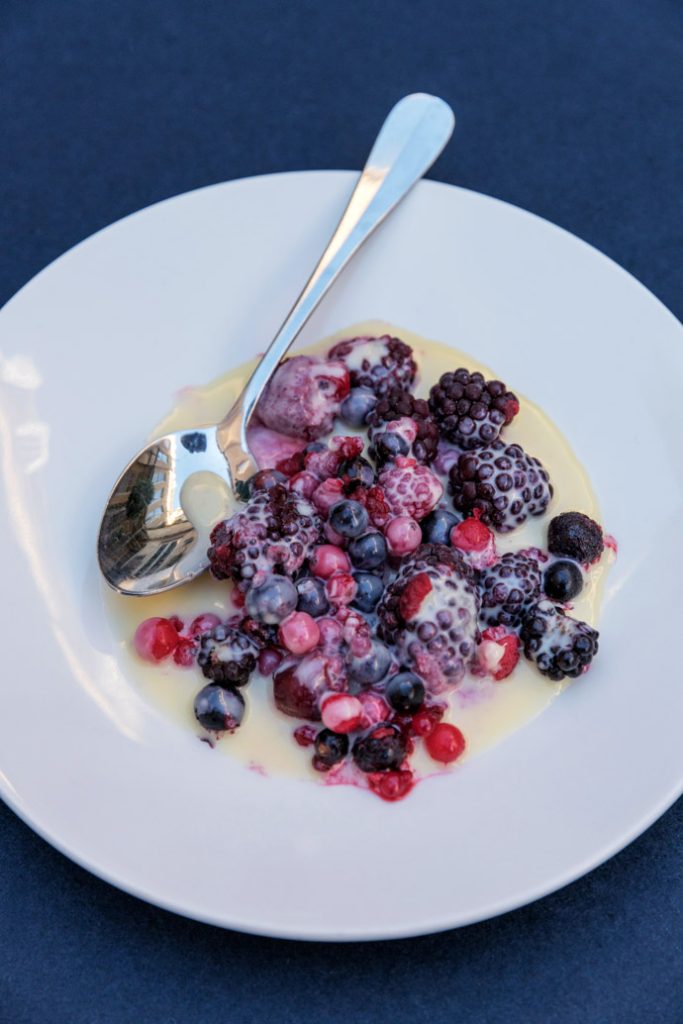 0046 - 2016 - Quod Restaurant & Bar - Oxford - High Res - Food Mixed Berries - Web Feature