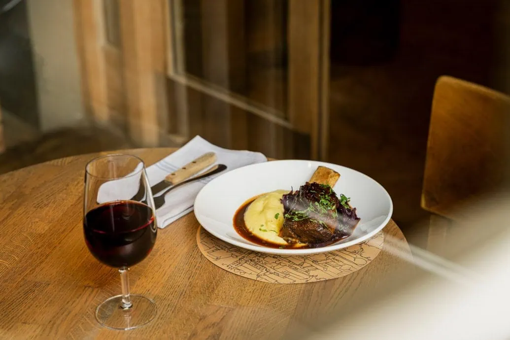 A7R00479 - 2023 - Quod Restaurant & Bar - Oxford - High res - Beef Short Rib Red Wine sauce - Web Feature