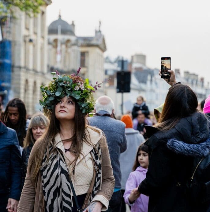 A7R01892-2023-High-Street-Oxford-High-Res-May-Morning-Celebration-Web-Feature-aspect-ratio-686-690