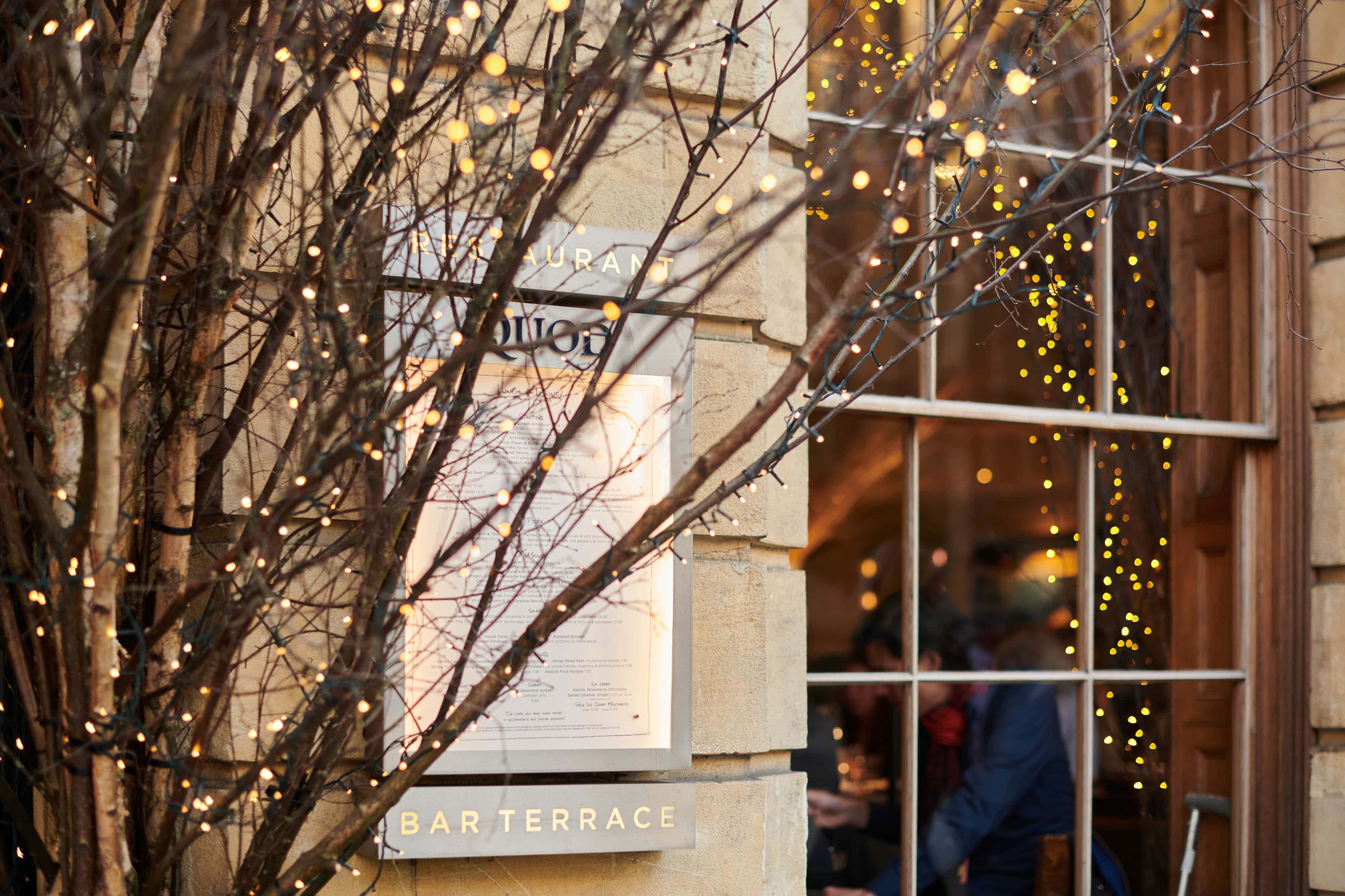 0011 - 2021 - Quod Restaurant & Bar - Oxford - High res - Christmas Lights Exterior - Web Hero